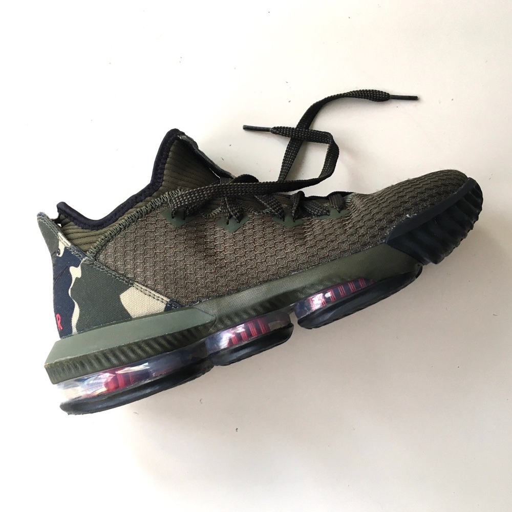 Nike LeBron 16 Low Camo